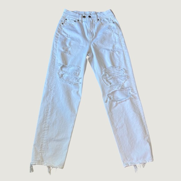 American Eagle Outfitters Denim - American Eagle Highest Rise Baggy Straight White Distressed Jeans Size 4 Short